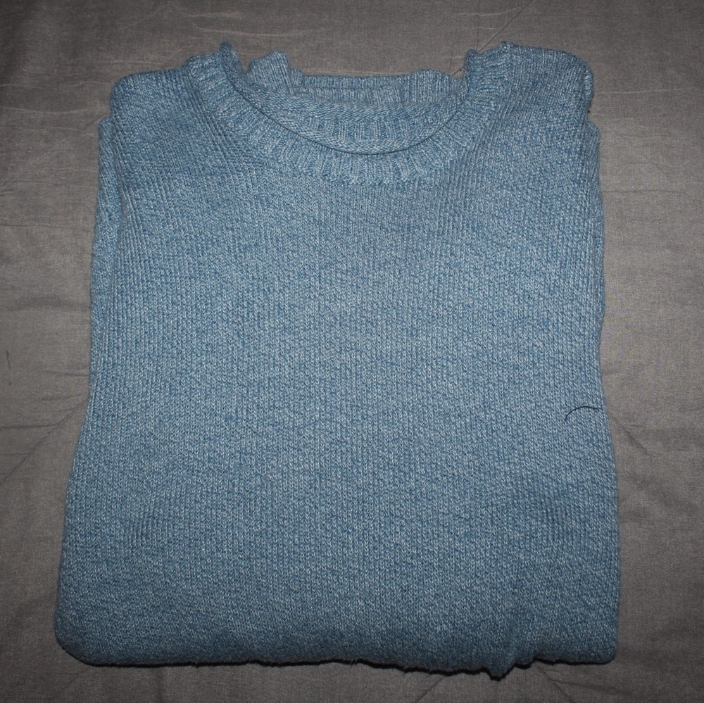 Hollister Men's Blue Sweater